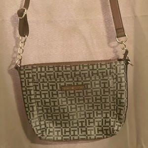 Tommy Hilfiger purse new without tags